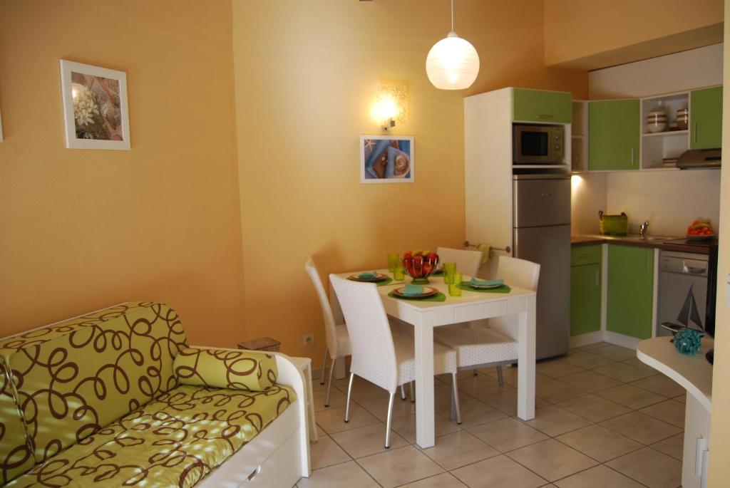 Lagrange Grand Bleu Vacances - Residence Les Jardins De Neptune Сен-Киприен Екстериор снимка