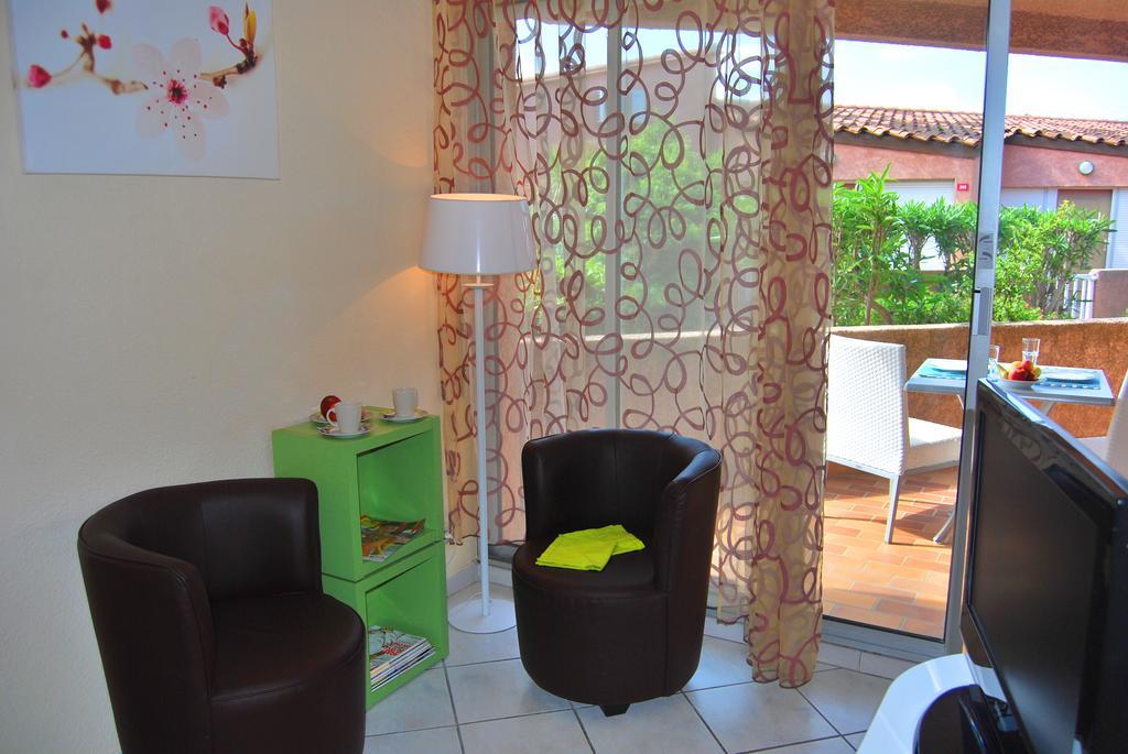 Lagrange Grand Bleu Vacances - Residence Les Jardins De Neptune Сен-Киприен Екстериор снимка