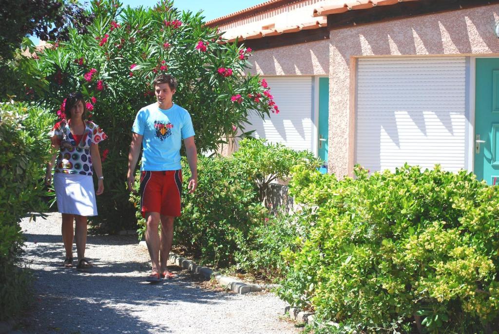 Lagrange Grand Bleu Vacances - Residence Les Jardins De Neptune Сен-Киприен Екстериор снимка